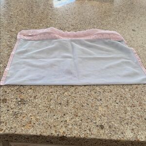 Light Pink Trim White Mesh Laundry Bag